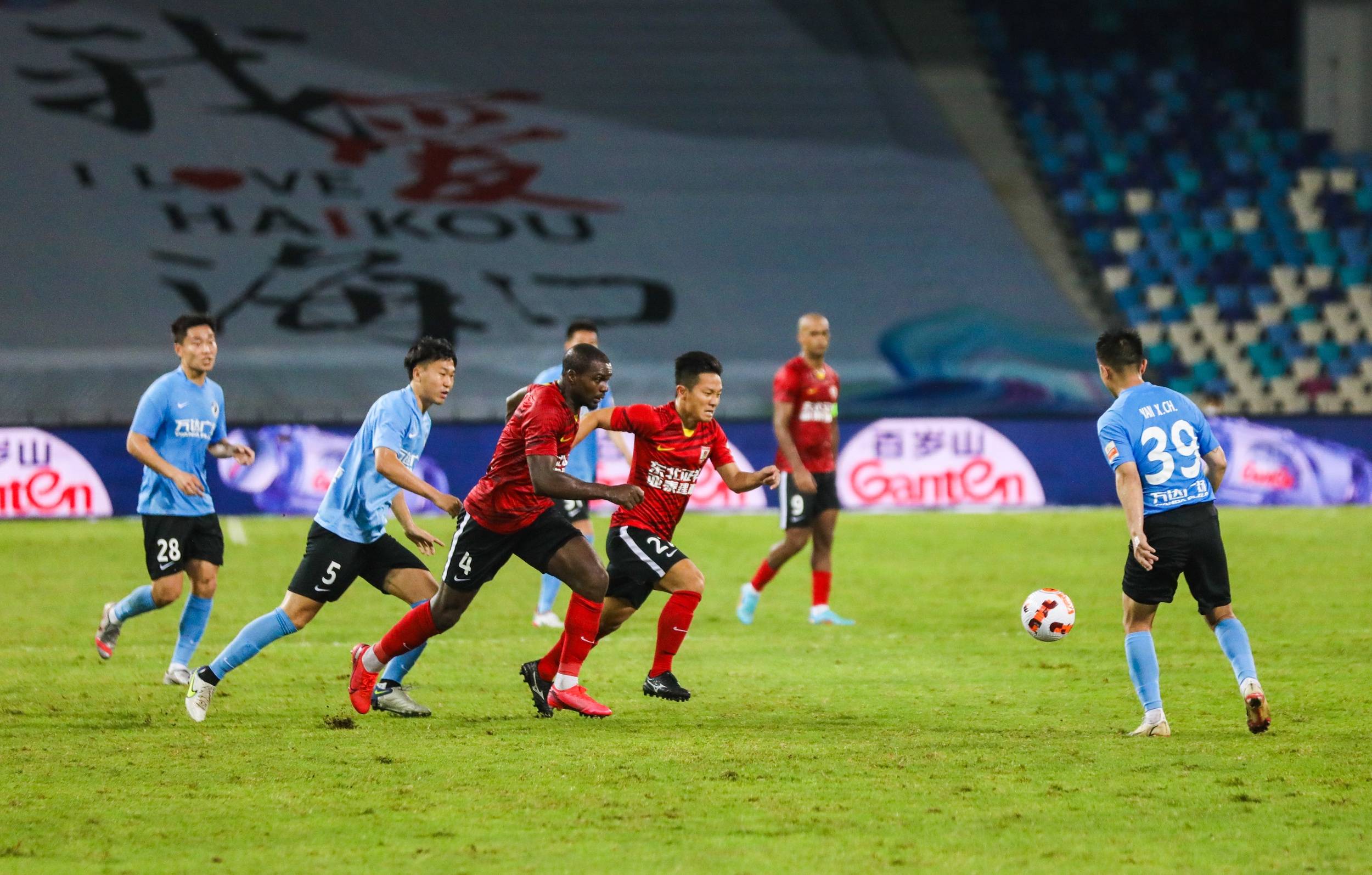 一记远射攻 一记远射攻